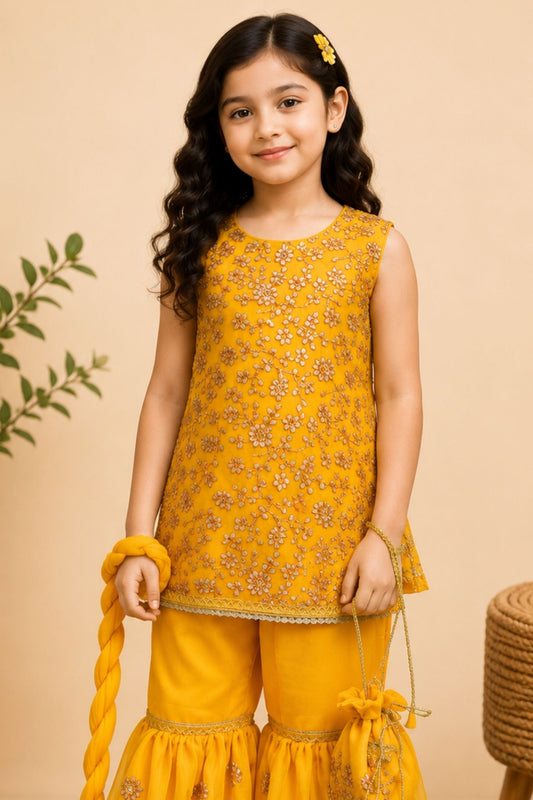 4 - piece embroidered Gharara Suit with Dupatta and Batwa.G10447 (4)