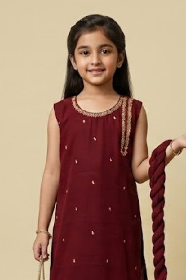 4 - piece Hand Embroidered Kameez Suit with Dupatta and Batwa. G10519
