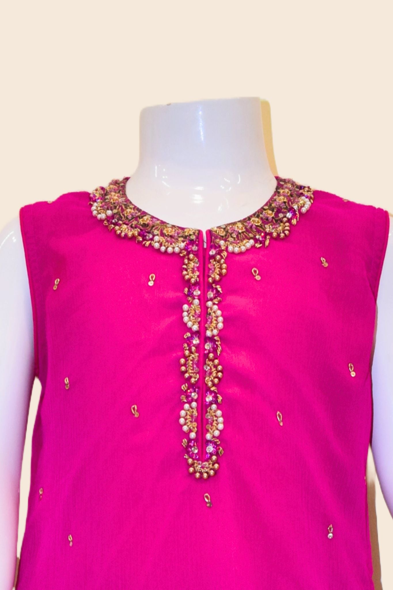 4 - piece Hand Embroidered Kameez Suit with Dupatta and Batwa. G10506
