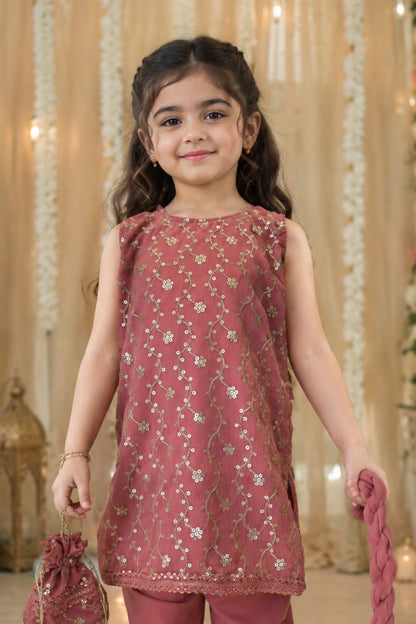 4 - piece embroidered Kameez Suit with Dupatta and Batwa.G10410 (3)