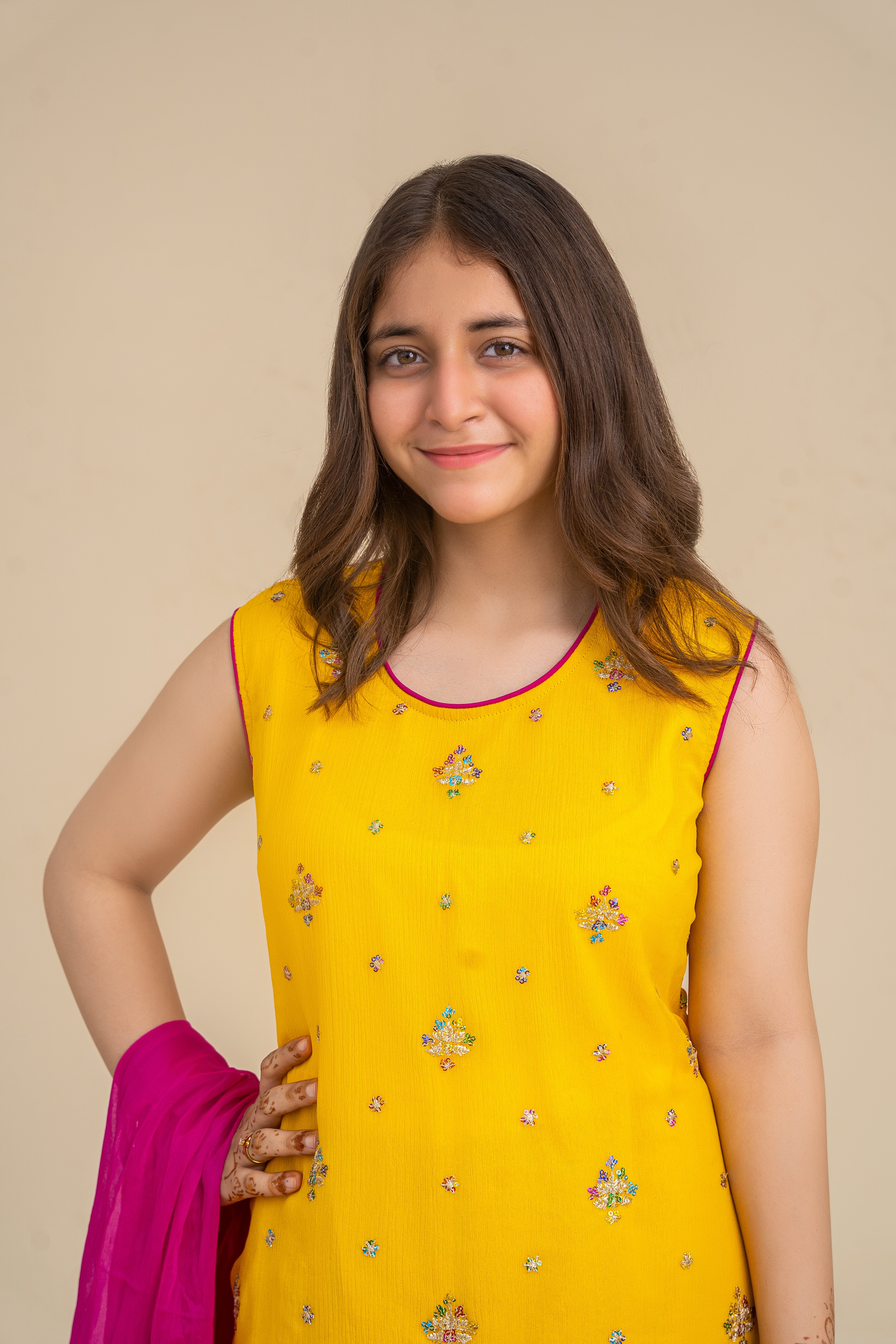 4 - piece embroidered  Gharara Suit with Dupatta and Batwa.G10440