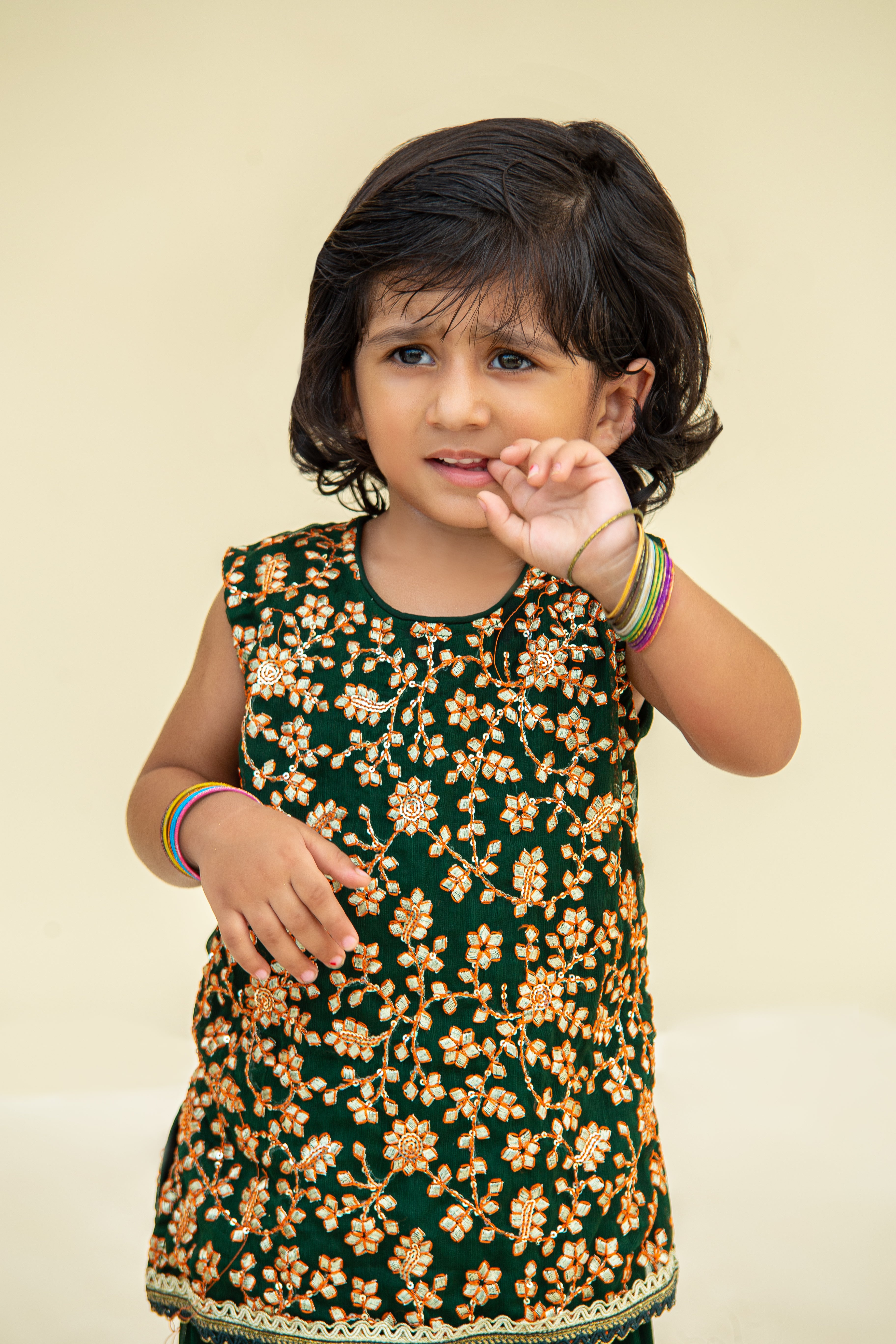 4 - piece embroidered Gharara Suit with Dupatta and Batwa.G10451